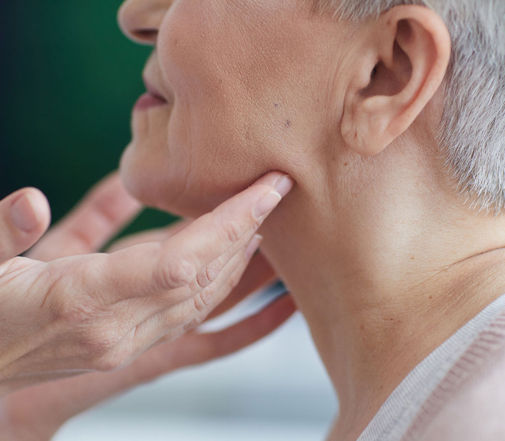 Nefertiti Neck Lift